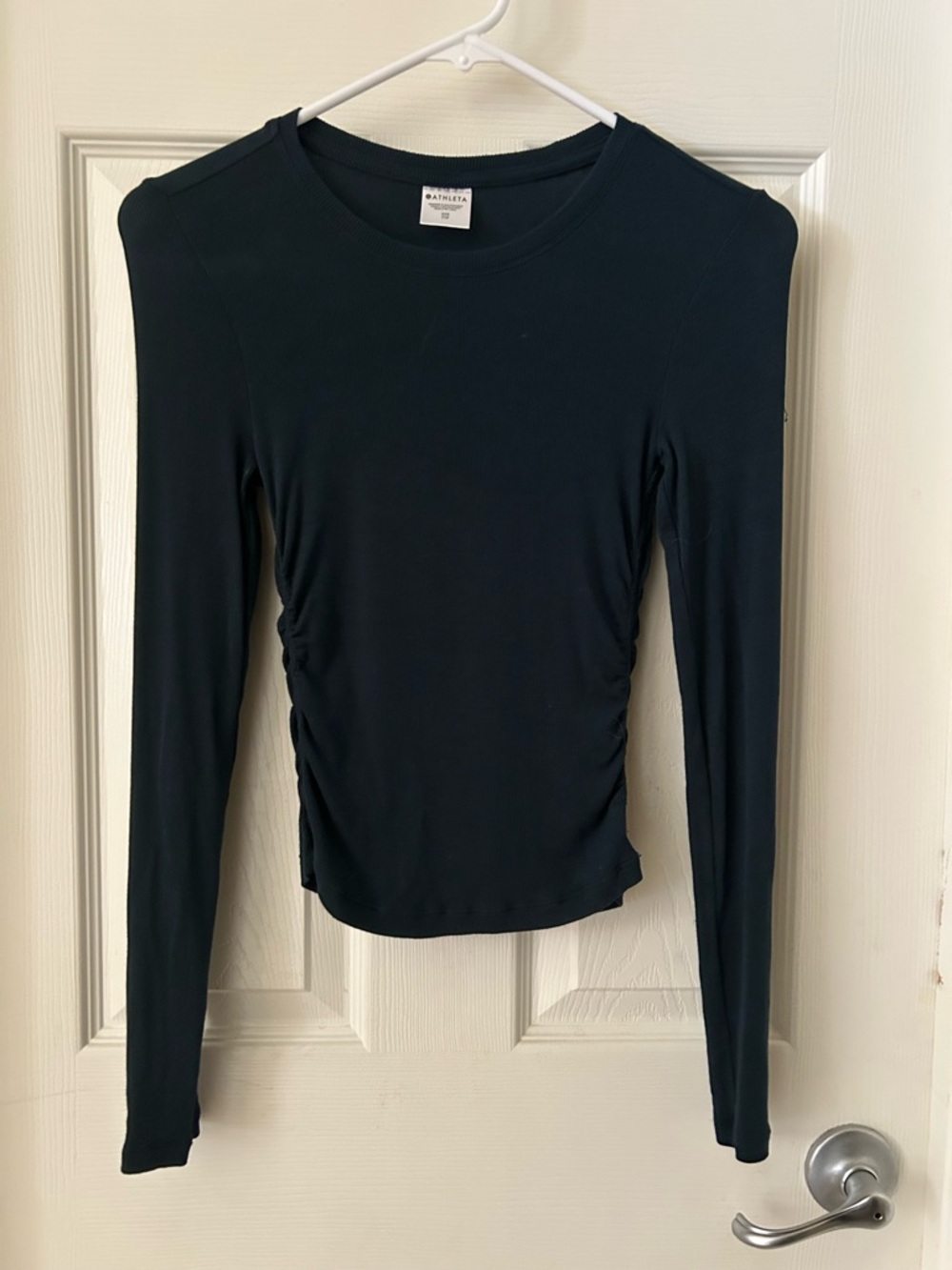 Athleta Black Long-Sleeve Ruched Side Tee